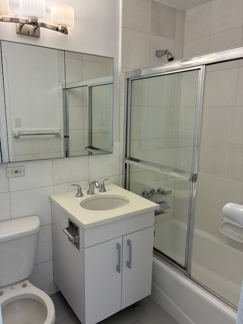 888 8th Avenue - Photo 6