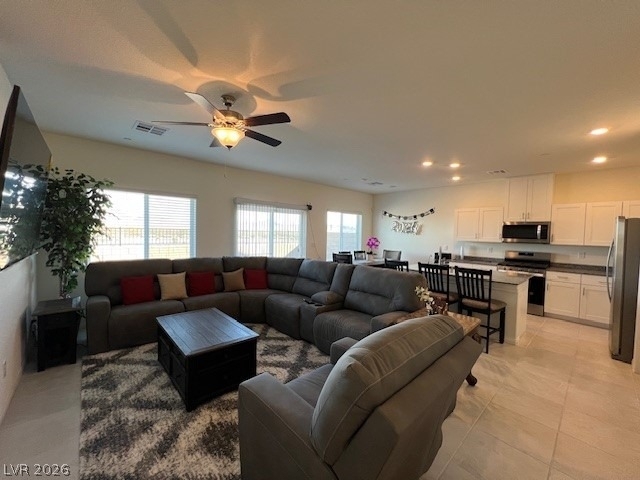 380 Larksong Avenue - Photo 2