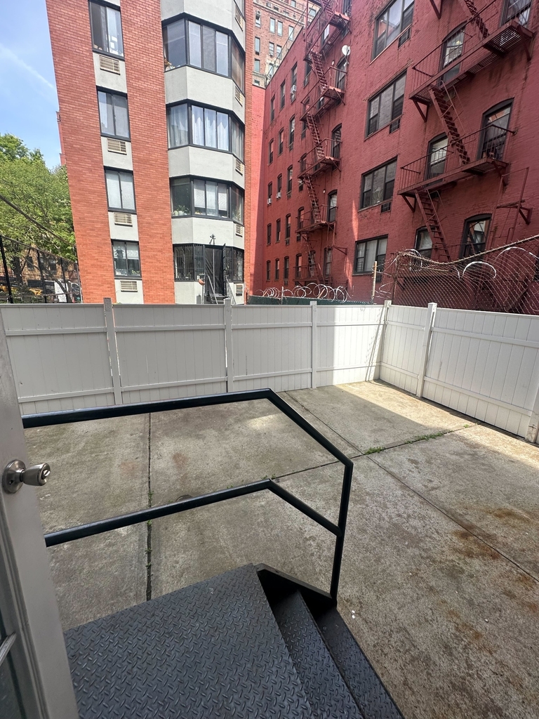 West 103rd Street - Photo 2