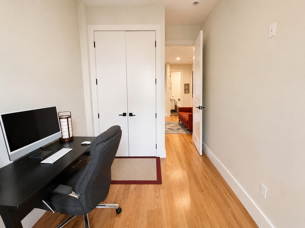 481 Evergreen Avenue - Photo 6