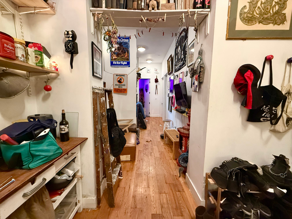 481 Evergreen Avenue - Photo 5