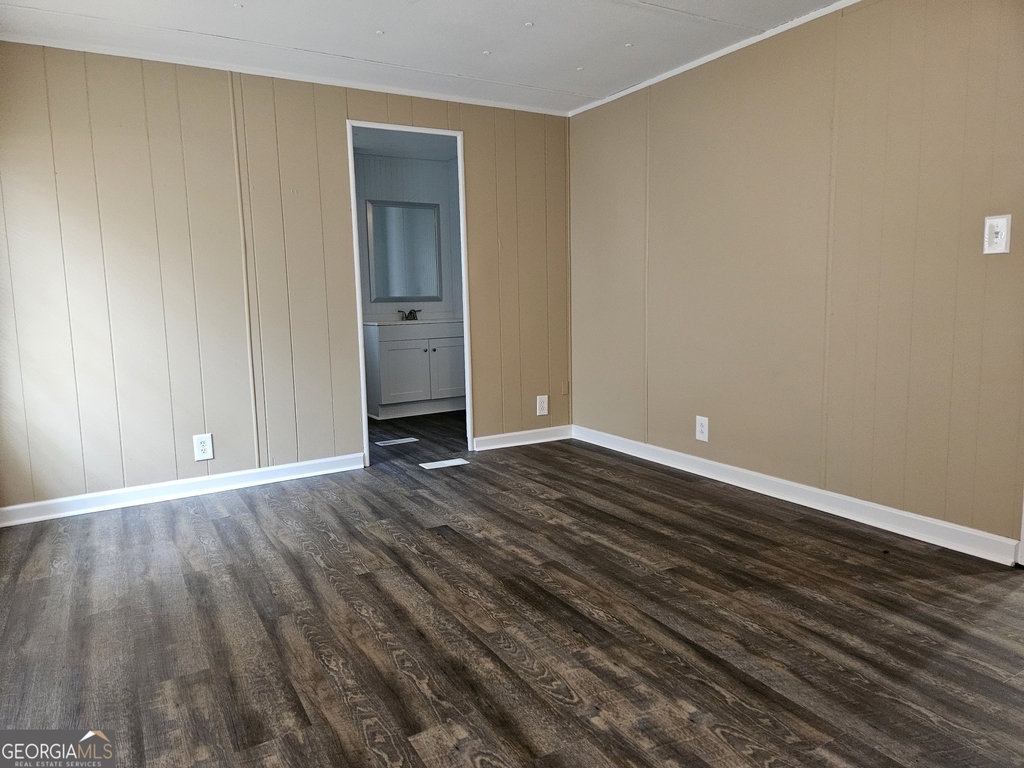 647 Buck Creek Road - Photo 6