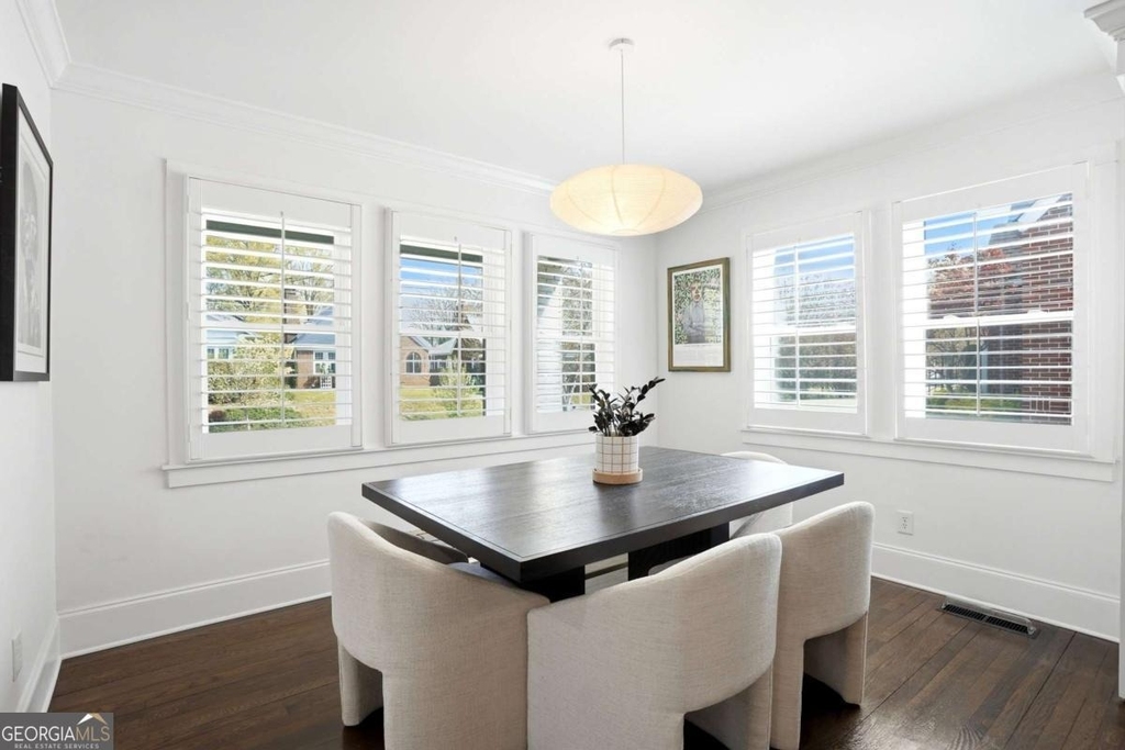 496 Shannon Drive Sw - Photo 8