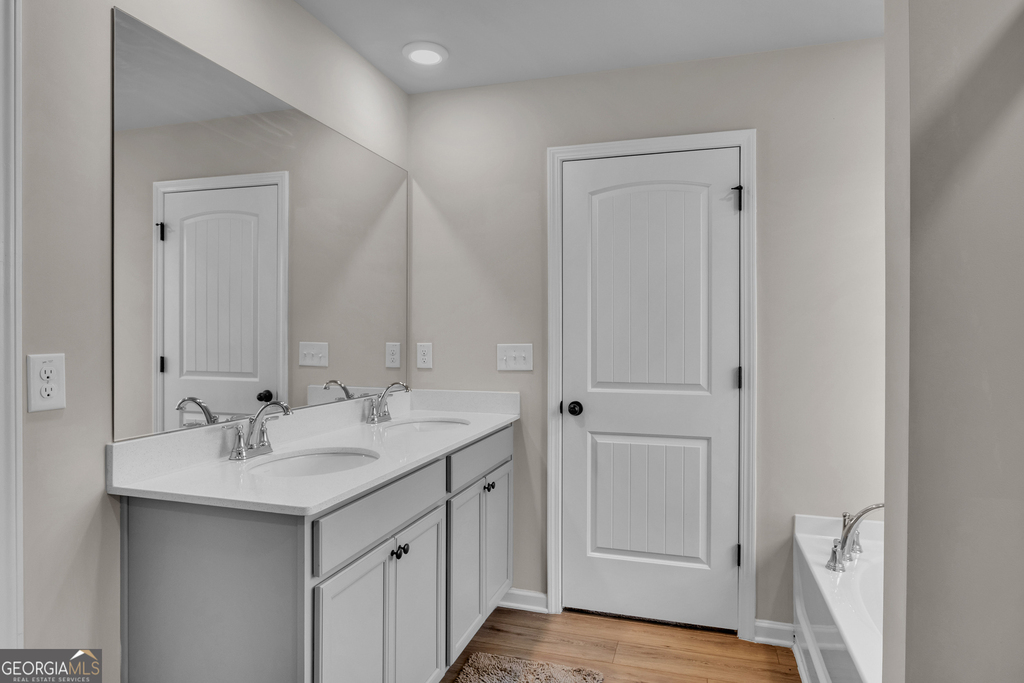 11608 Winston Drive - Photo 9