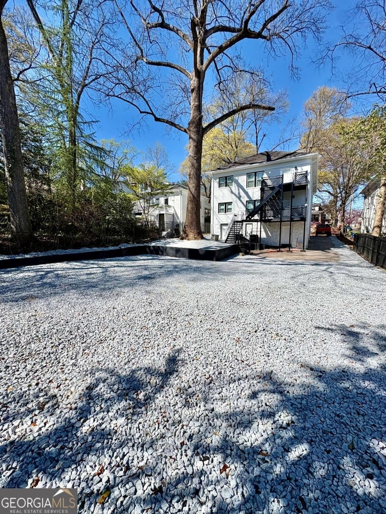 393 8th Street Ne - Photo 25