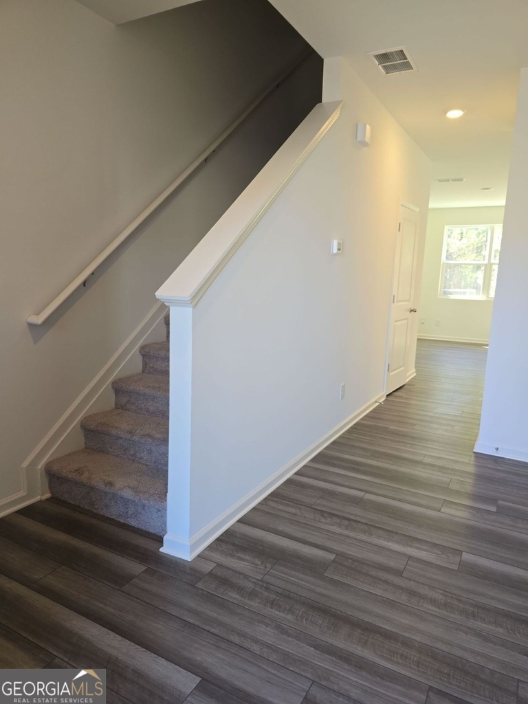 3560 Eagle Court Sw - Photo 2