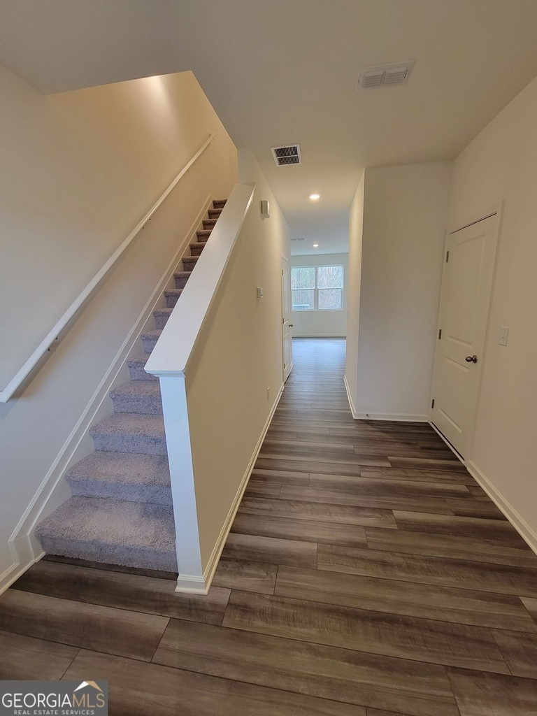 3560 Eagle Court Sw - Photo 3