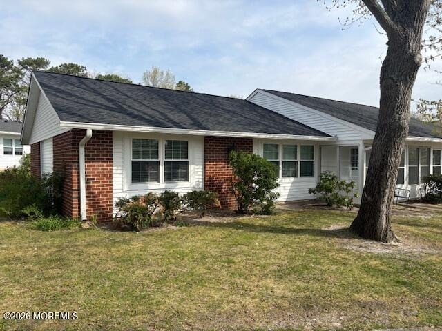 824a Balmoral Court - Photo 1