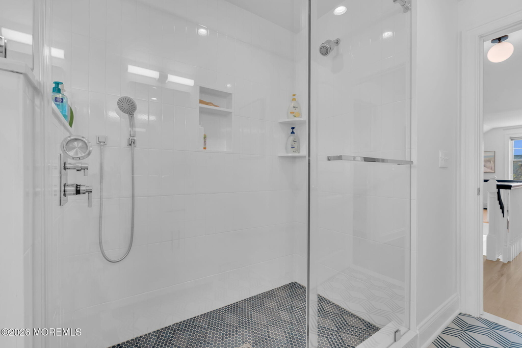 112 Sylvania Avenue - Photo 35