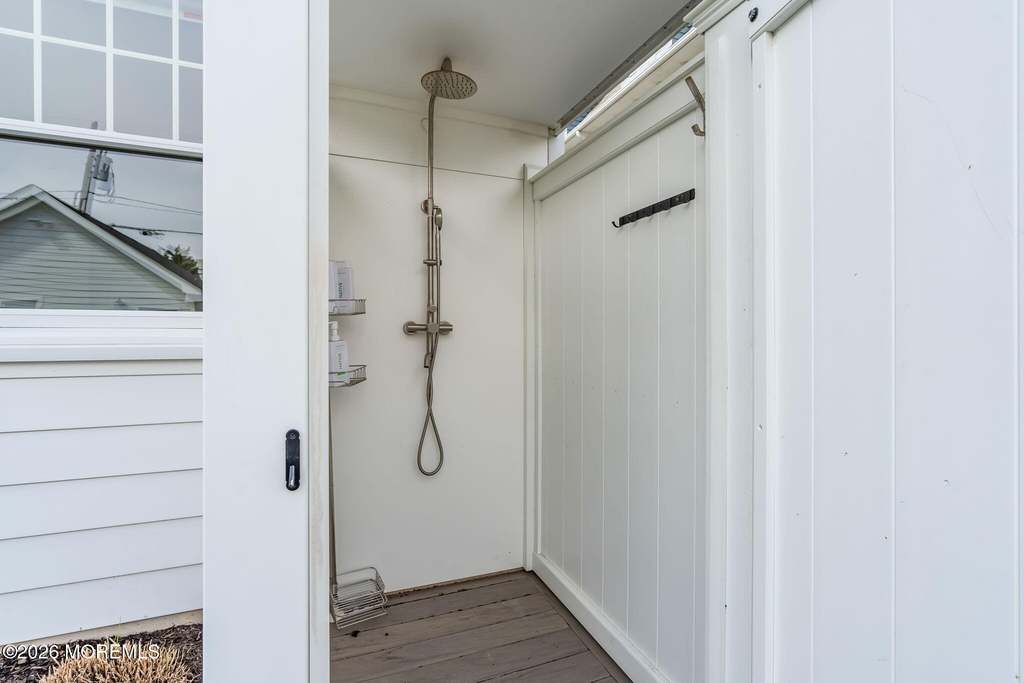 112 Sylvania Avenue - Photo 60