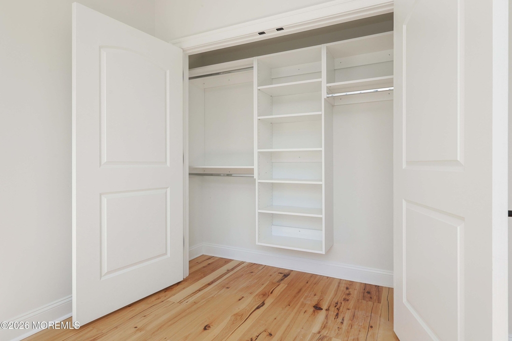 179 Chelsea Avenue - Photo 17