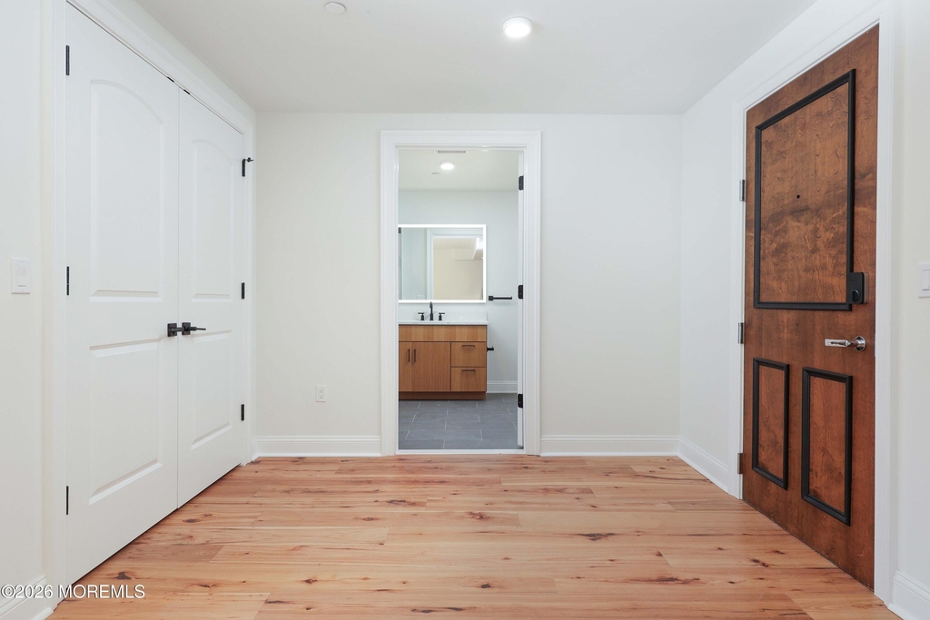 179 Chelsea Avenue - Photo 9