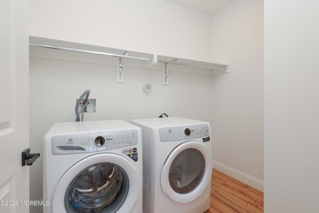 179 Chelsea Avenue - Photo 3