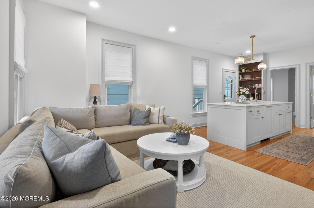 142 Heck Avenue - Photo 7