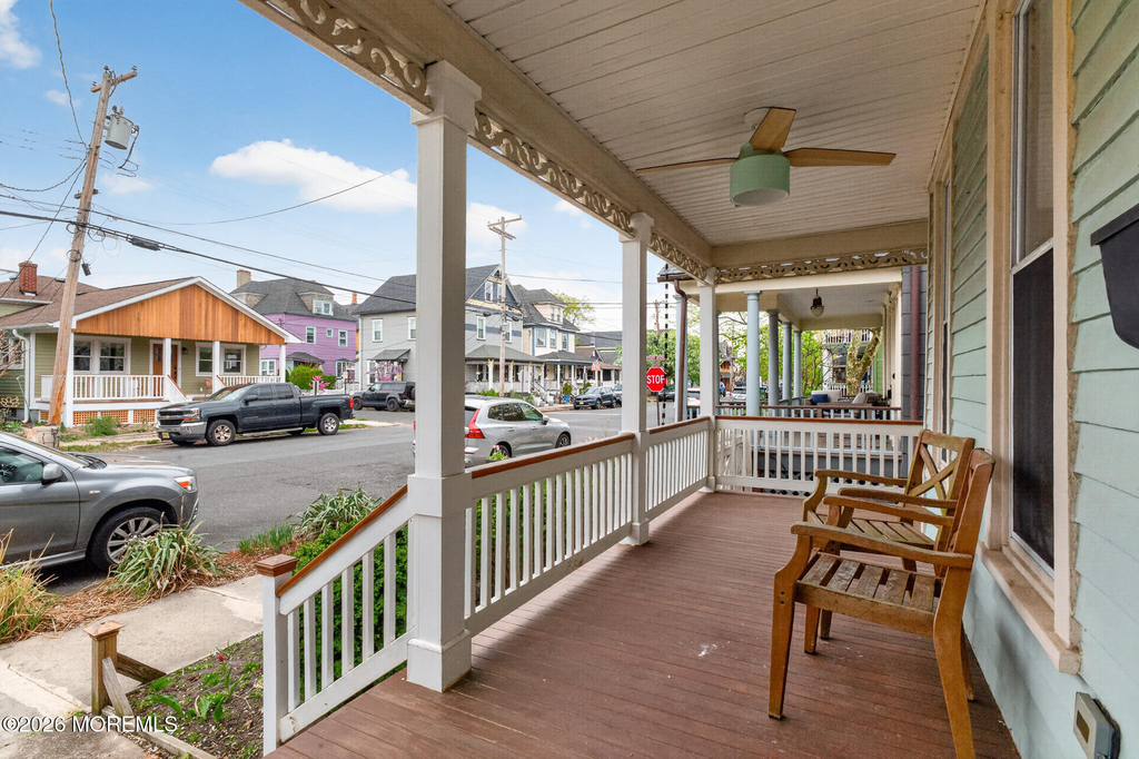 142 Heck Avenue - Photo 3