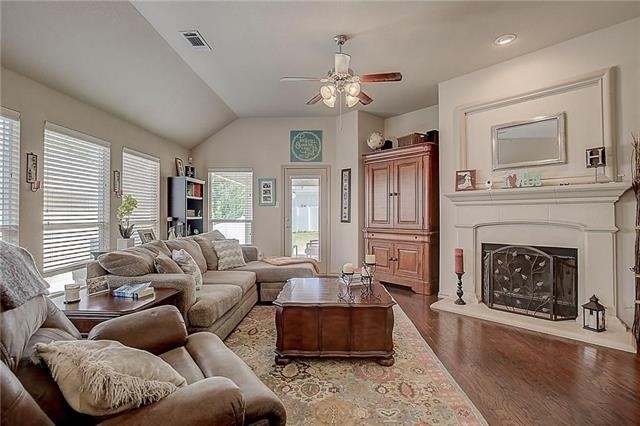 5009 Holliday Drive - Photo 15