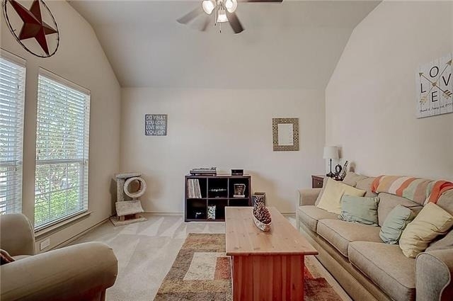5009 Holliday Drive - Photo 6
