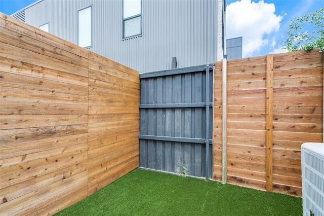 4715 Live Oak Street - Photo 1