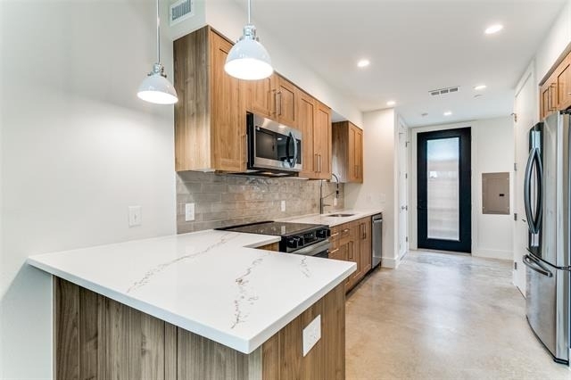 4715 Live Oak Street - Photo 3