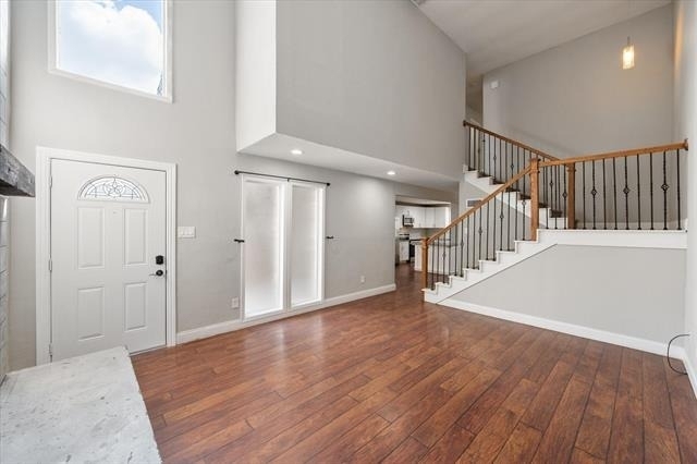 207 E Harwood Road - Photo 1