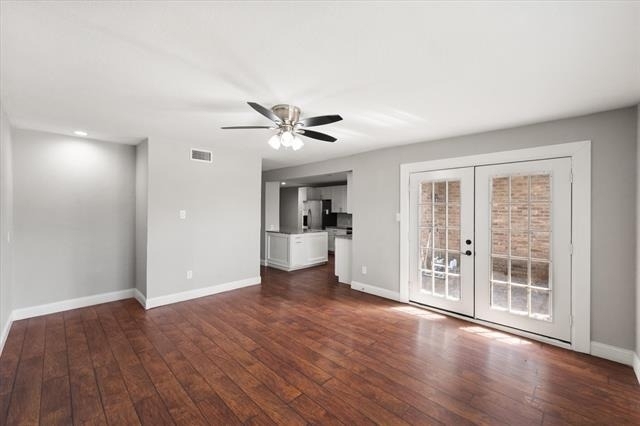 207 E Harwood Road - Photo 8