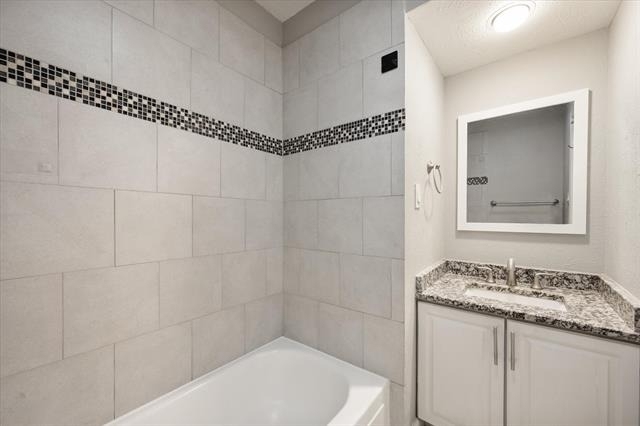 207 E Harwood Road - Photo 16