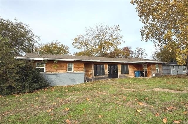 17 Macarthur Drive - Photo 1