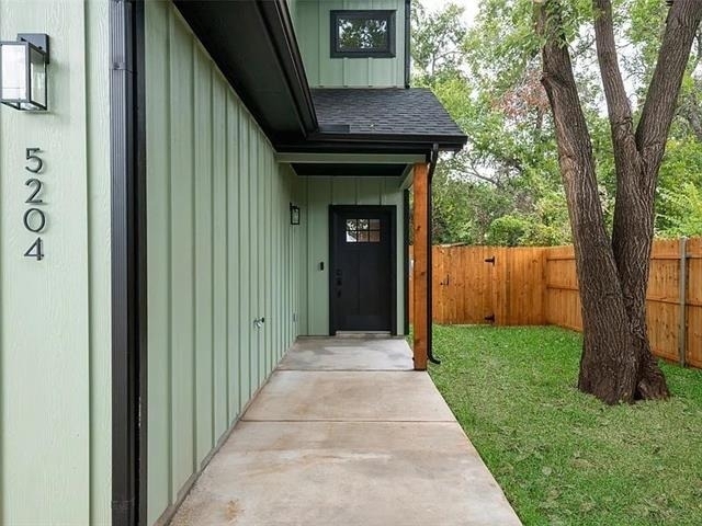 5204 Slate Street - Photo 0