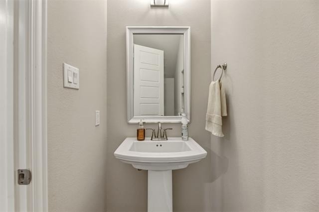 4937 Barcelona Avenue - Photo 12