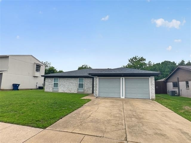109 N Heights Drive - Photo 1