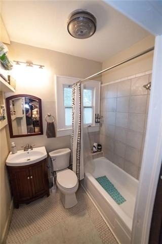 4038 N Roswell Street - Photo 7