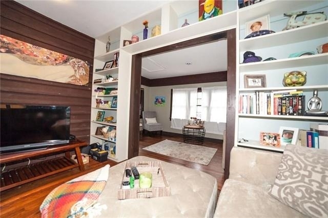 4038 N Roswell Street - Photo 4
