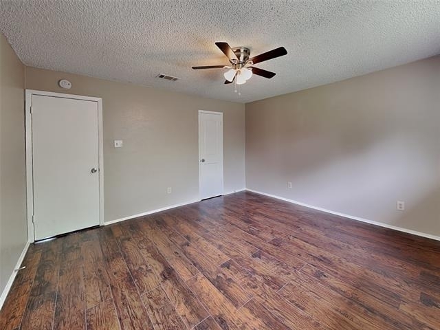 701 Admiralty Way - Photo 5