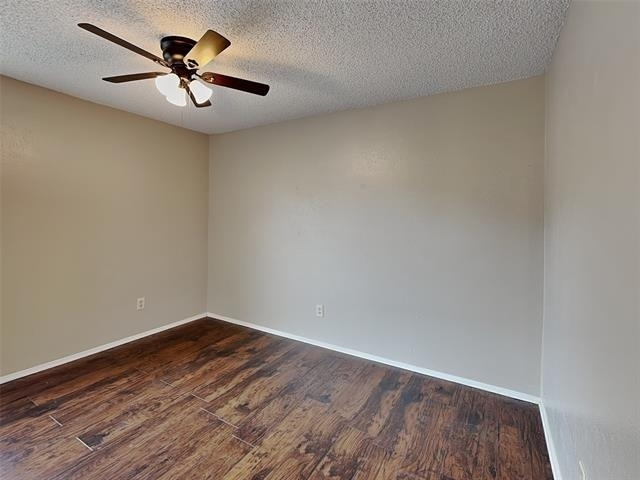 701 Admiralty Way - Photo 14