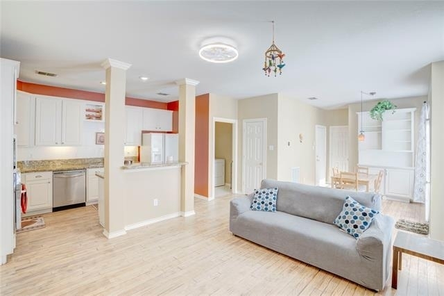 9504 Rodeo Drive - Photo 5