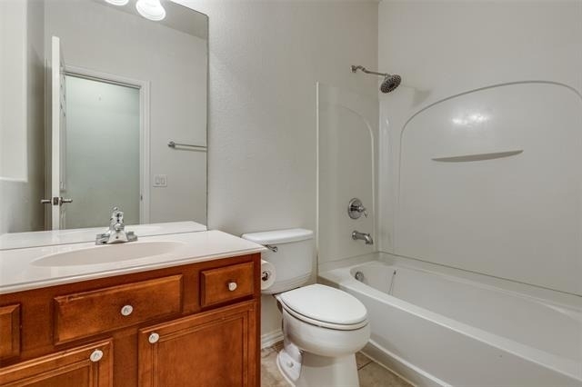 592 Burning Oak Drive - Photo 19