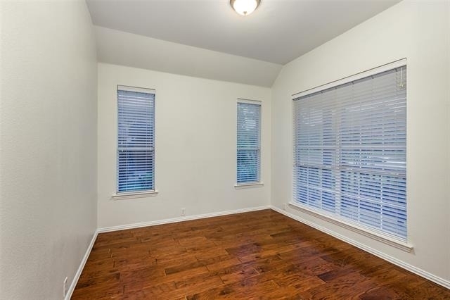 592 Burning Oak Drive - Photo 3