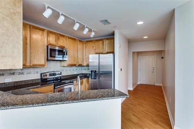 500 Throckmorton Street - Photo 2
