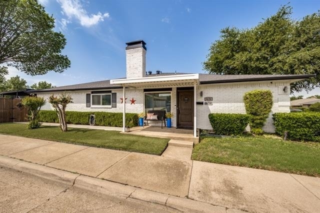 3636 Hopetown Drive - Photo 1