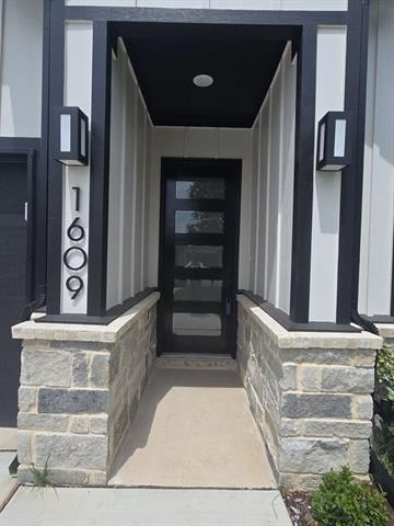 1609 Sharon Street - Photo 3