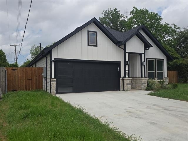 1609 Sharon Street - Photo 1