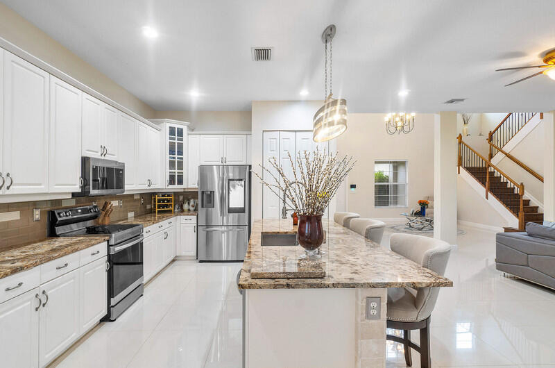 9271 Madewood Court - Photo 2
