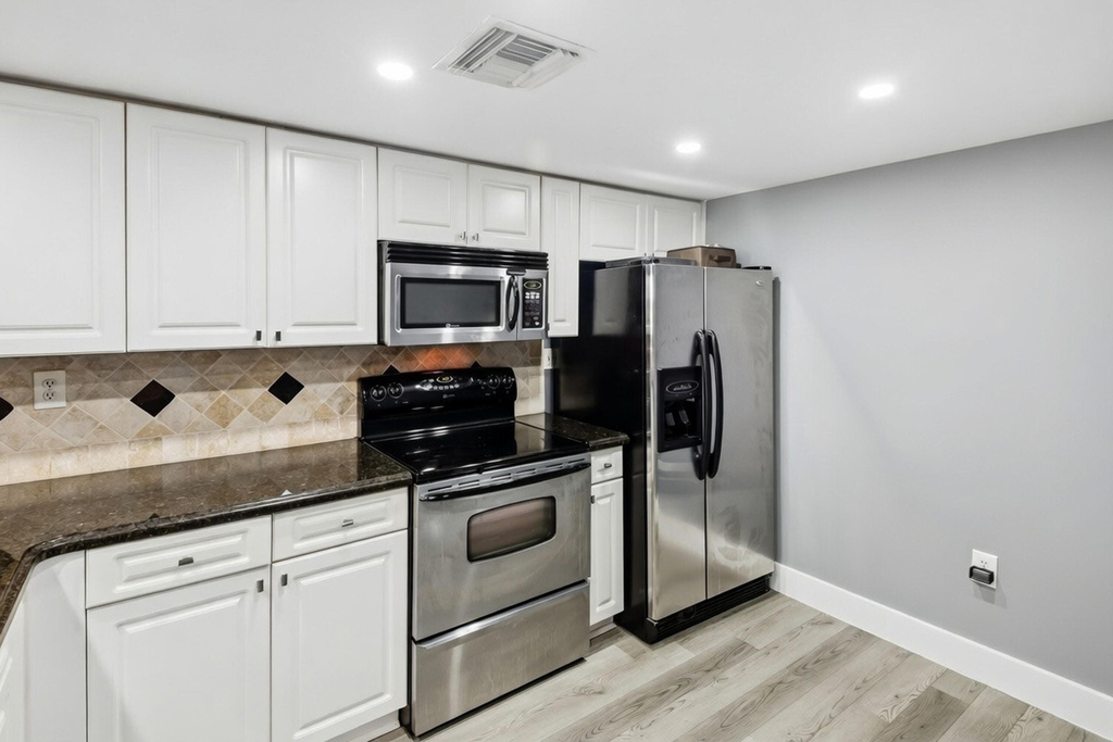 520 Se 5th Avenue - Photo 8