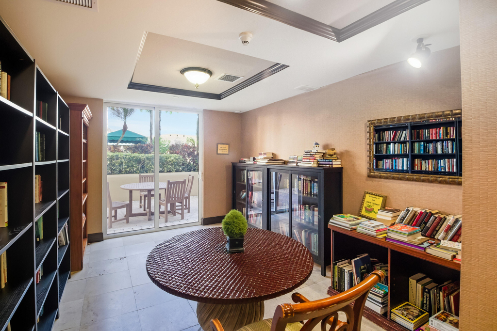 520 Se 5th Avenue - Photo 59
