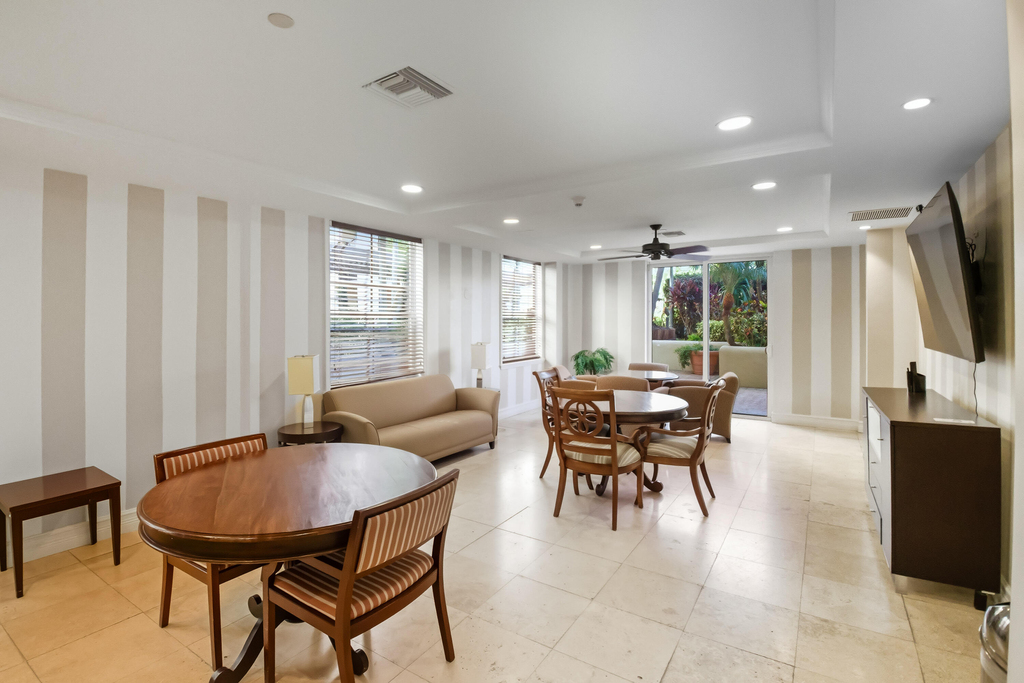 520 Se 5th Avenue - Photo 56