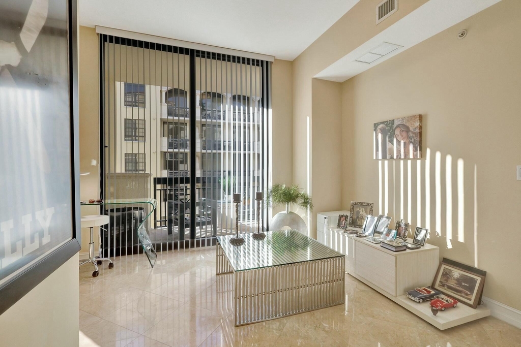 701 S Olive Avenue - Photo 6