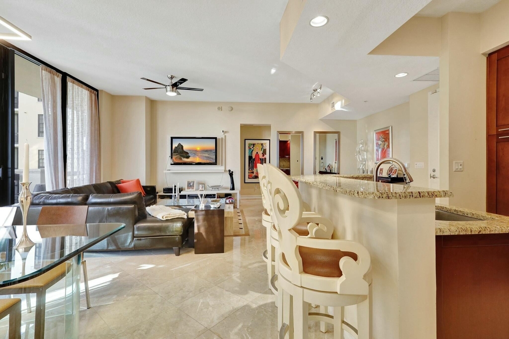 701 S Olive Avenue - Photo 26