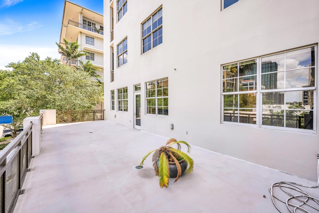 411 Nw 1st Avenue - Photo 24