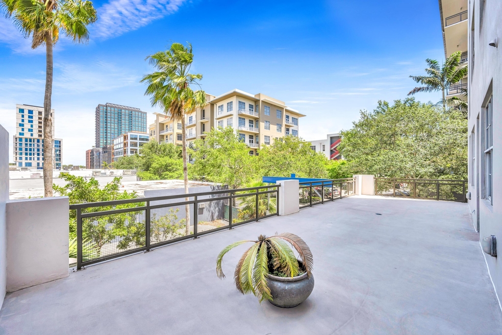 411 Nw 1st Avenue - Photo 22