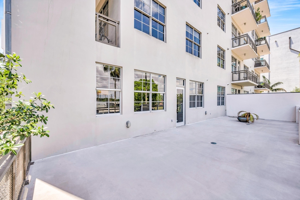 411 Nw 1st Avenue - Photo 25